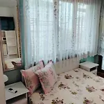 Quarto em Acomodações Particulares Rooms More *