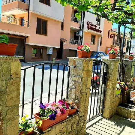 Rooms More Alloggio in famiglia Sozopol