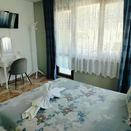 Quarto em Acomodações Particulares Rooms More Sozopol