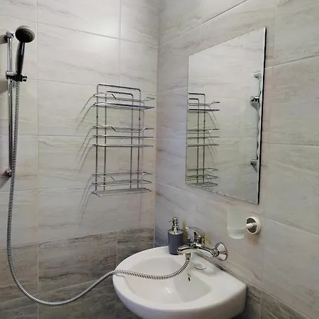Homestay Rooms More
