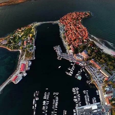 Homestay Rooms More Sozopol