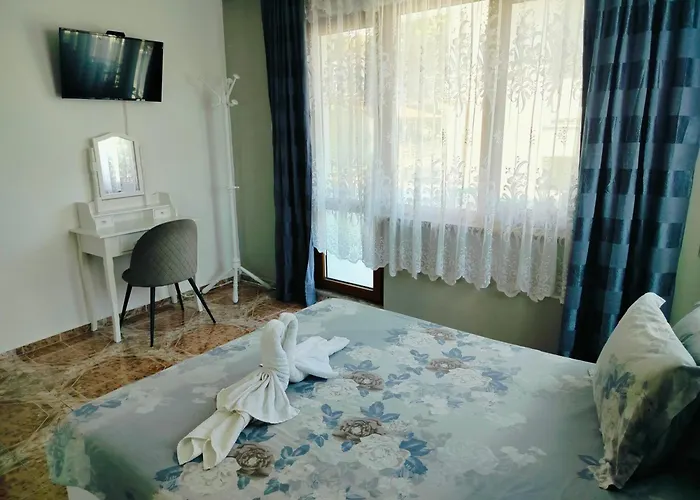 בית אירוח Rooms More סוזופול