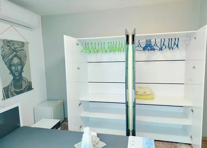 Rooms More בית אירוח *