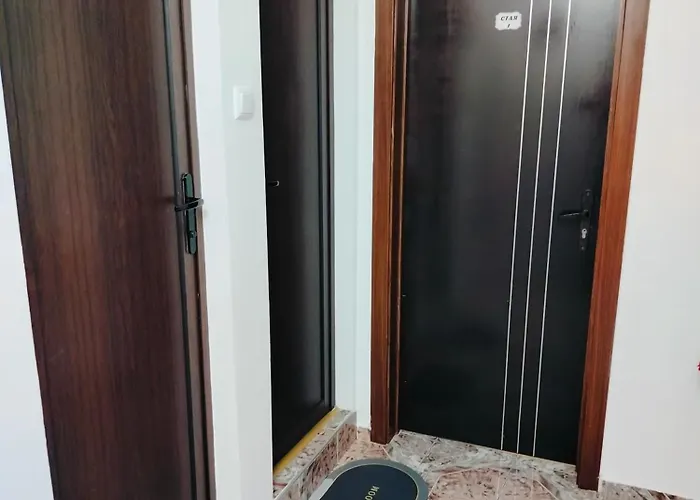 Rooms More בית אירוח *